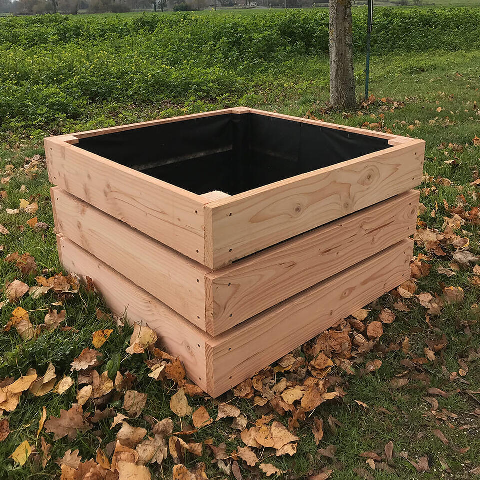 jardinière carrée en bois douglas