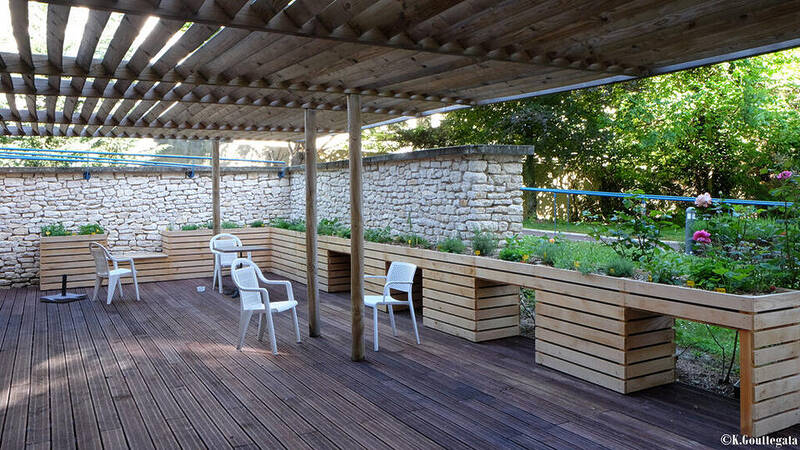 jardiniere sur mesure chataigner